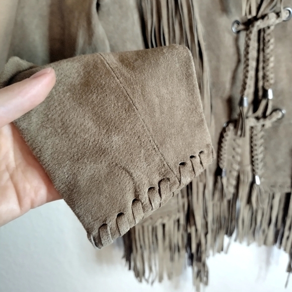 Ecote suede leather festive fringe braids Western cowgirl jacket sz M - Picture 4 of 9